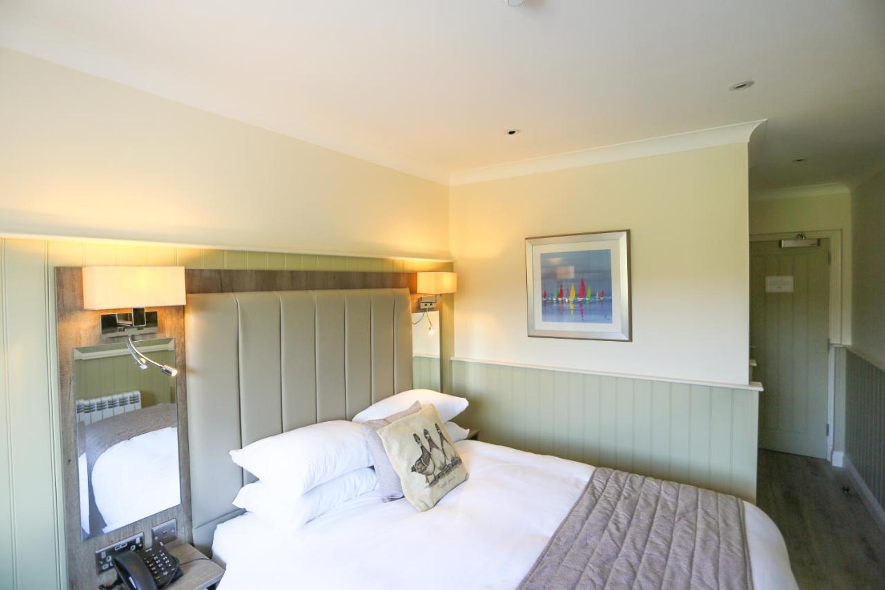 Duck Bay Hotel & Restaurant Balloch Esterno foto