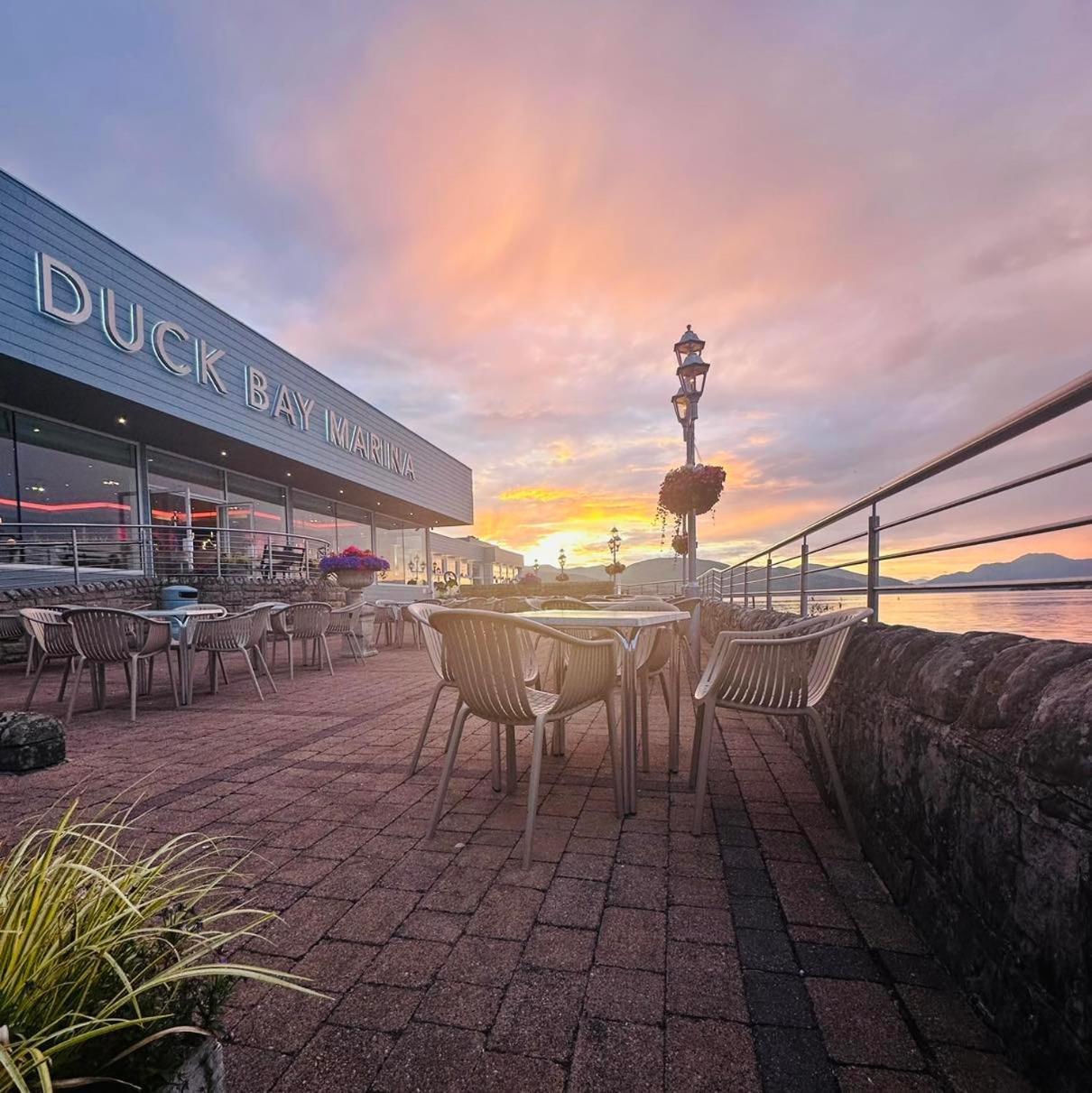 Duck Bay Hotel & Restaurant Balloch Esterno foto
